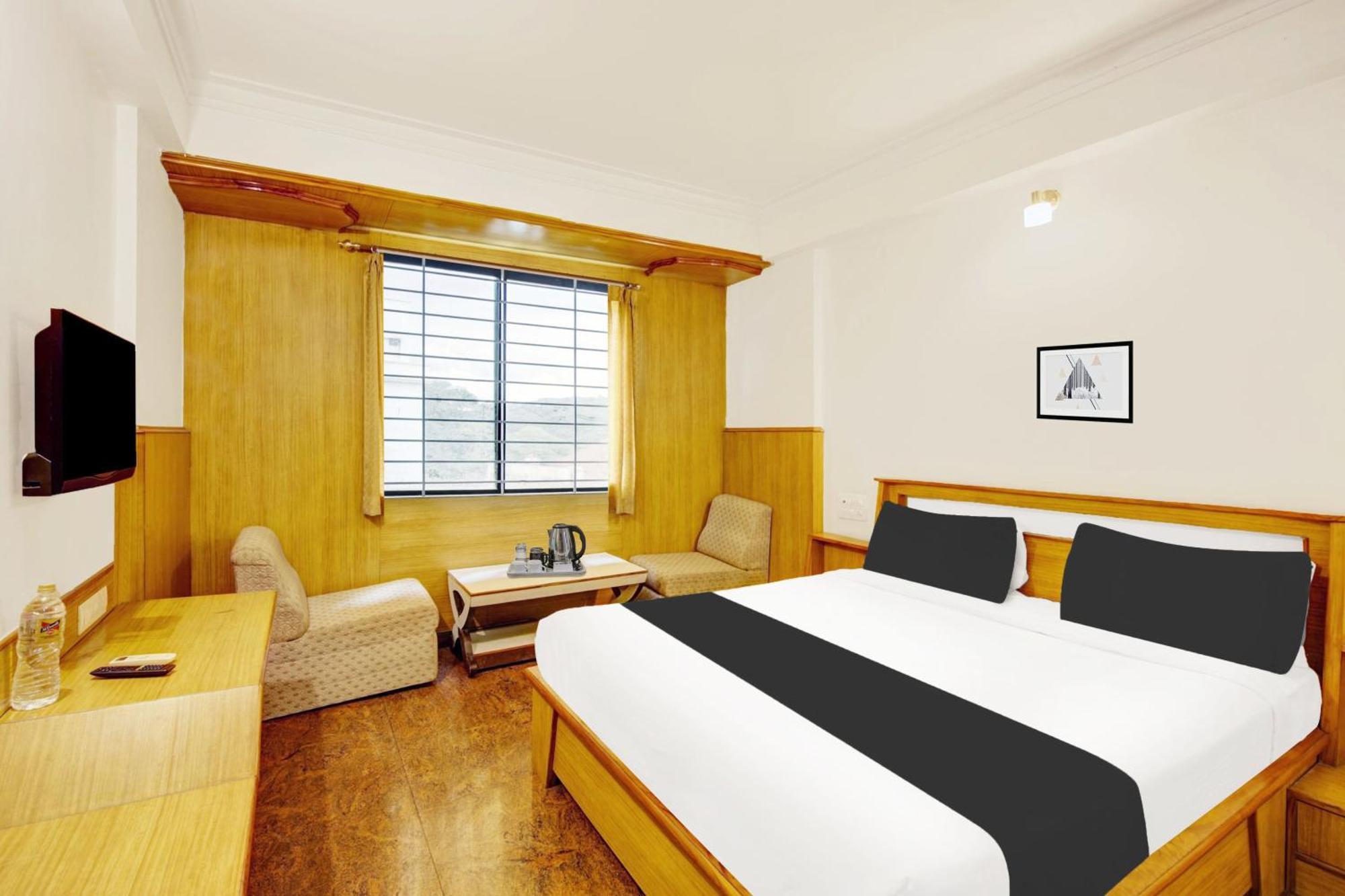 Hotel Super Townhouse Centre Formerly Mahendra